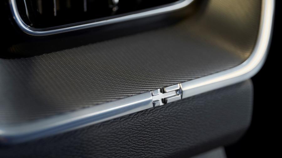 Детали интерьера Volvo XC60 T6 Inscription 2017 года  (WW) (фото 7 из 72)